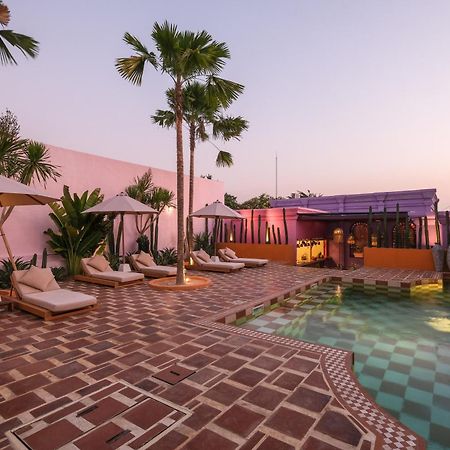 El Barrio Boutique Hotel & Bar Canggu Dış mekan fotoğraf