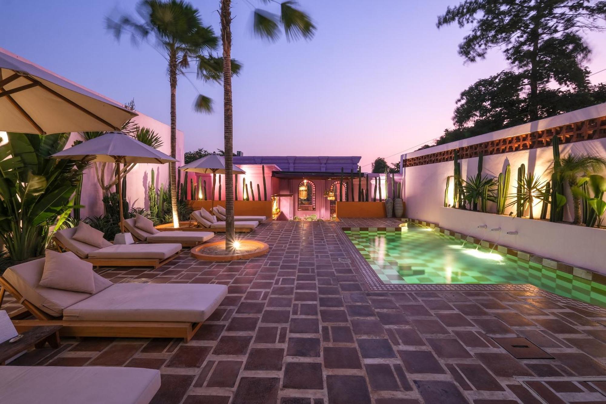 El Barrio Boutique Hotel & Bar Canggu Dış mekan fotoğraf