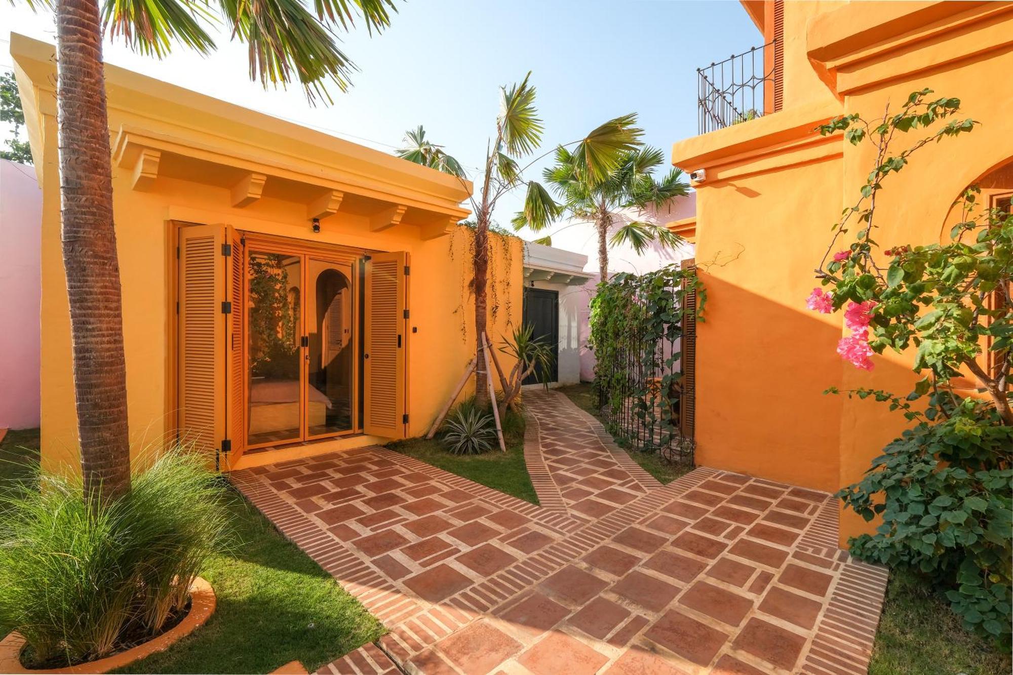 El Barrio Boutique Hotel & Bar Canggu Dış mekan fotoğraf