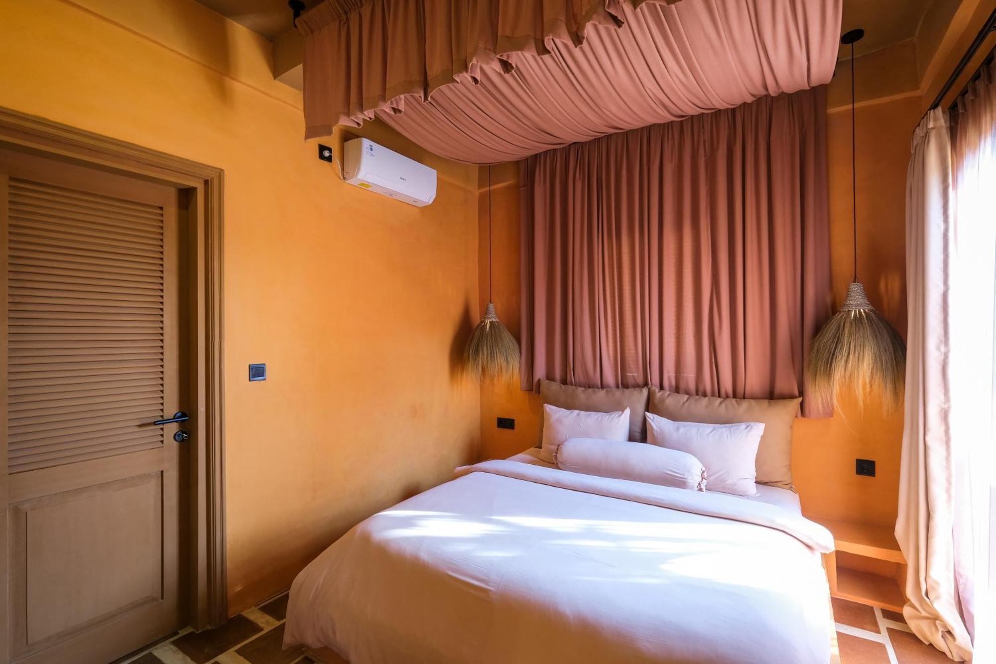El Barrio Boutique Hotel & Bar Canggu Oda fotoğraf